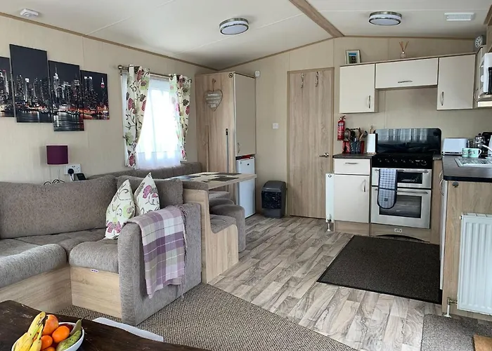 6 Berth Park Dean Saltfleet Barneys Den
