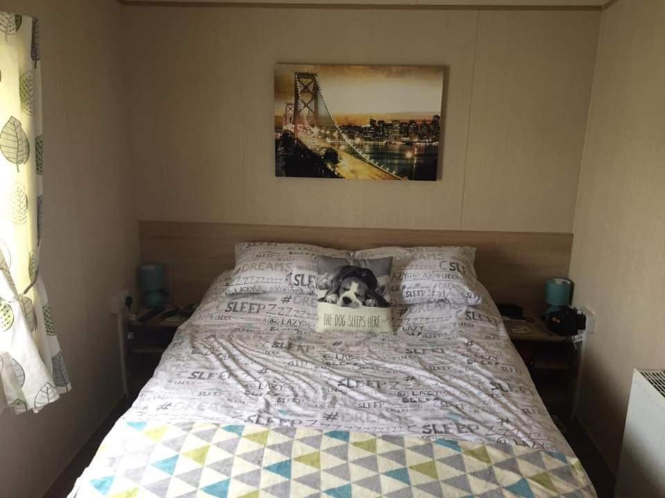 6 Berth Park Dean Barneys Den Campsite Saltfleet
