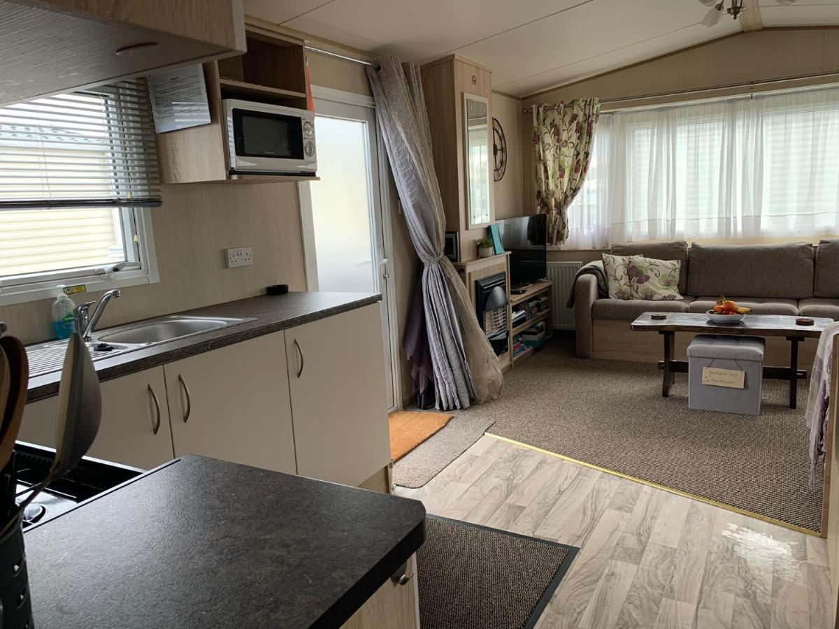 6 Berth Park Dean Barneys Den *